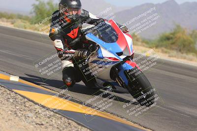 media/Sep-30-2023-SoCal Trackdays (Sat) [[636657bffb]]/Turn 3 Inside (1035am)/